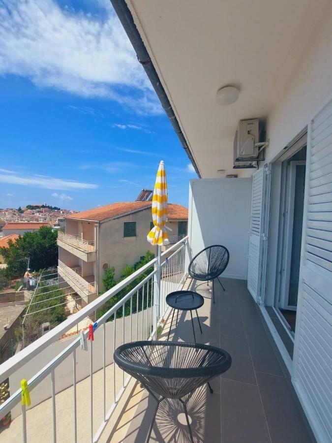 Vinko Rooms Primosten Exterior photo