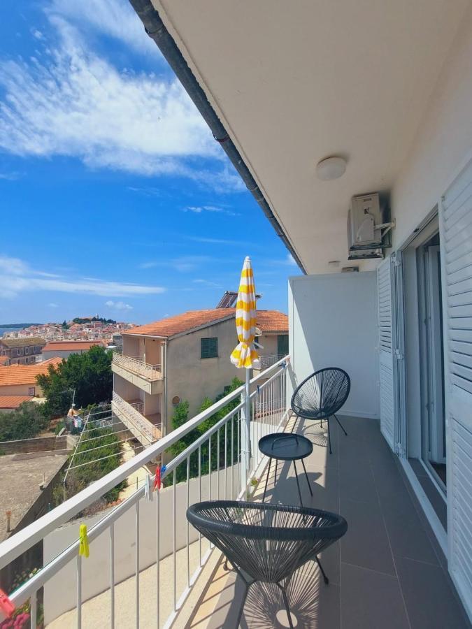 Vinko Rooms Primosten Exterior photo